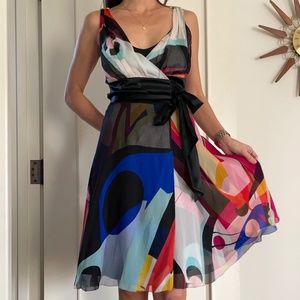 100% Silk Diane Von Furstenberg wrap dress size 4